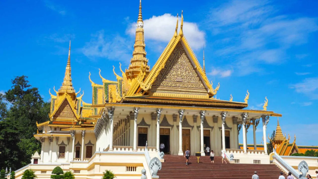 Palais royal Phnom Penh Cambodge Oasis
